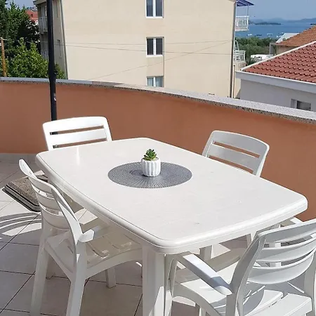 Apartamento Biograd Riviera 8127 Pakoštane