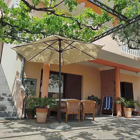 Biograd Riviera 8127 Apartamento *